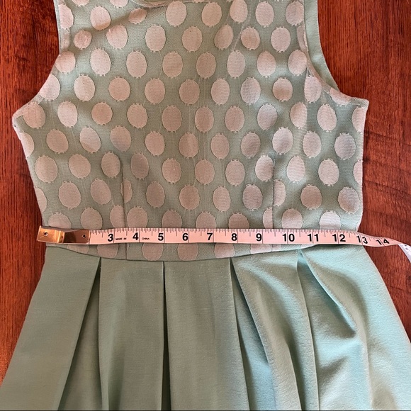☀️HOST PICK☀️ Cute Mint Green Pleated Dress - Size Small - Picture 6 of 10